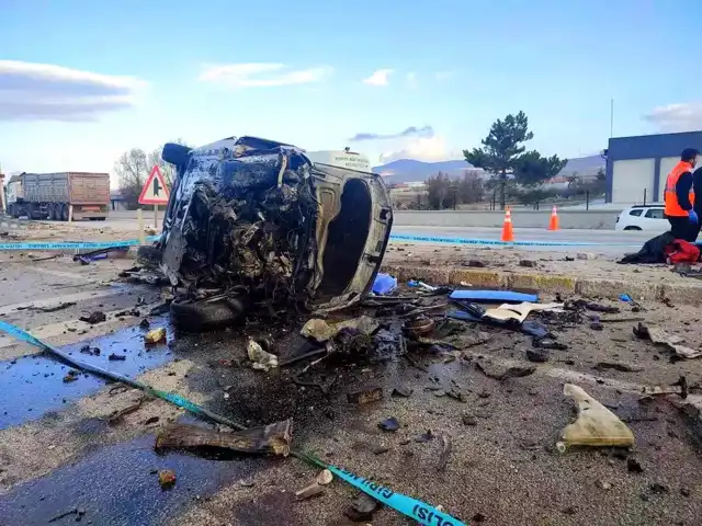 Konya'da 3 Ölümlü Trafik Kazası