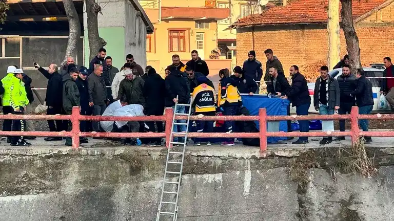 Nehirde Ceset Bulundu: Soruşturma Başladı